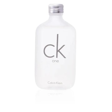 CK ONE eau de toilette vaporizador